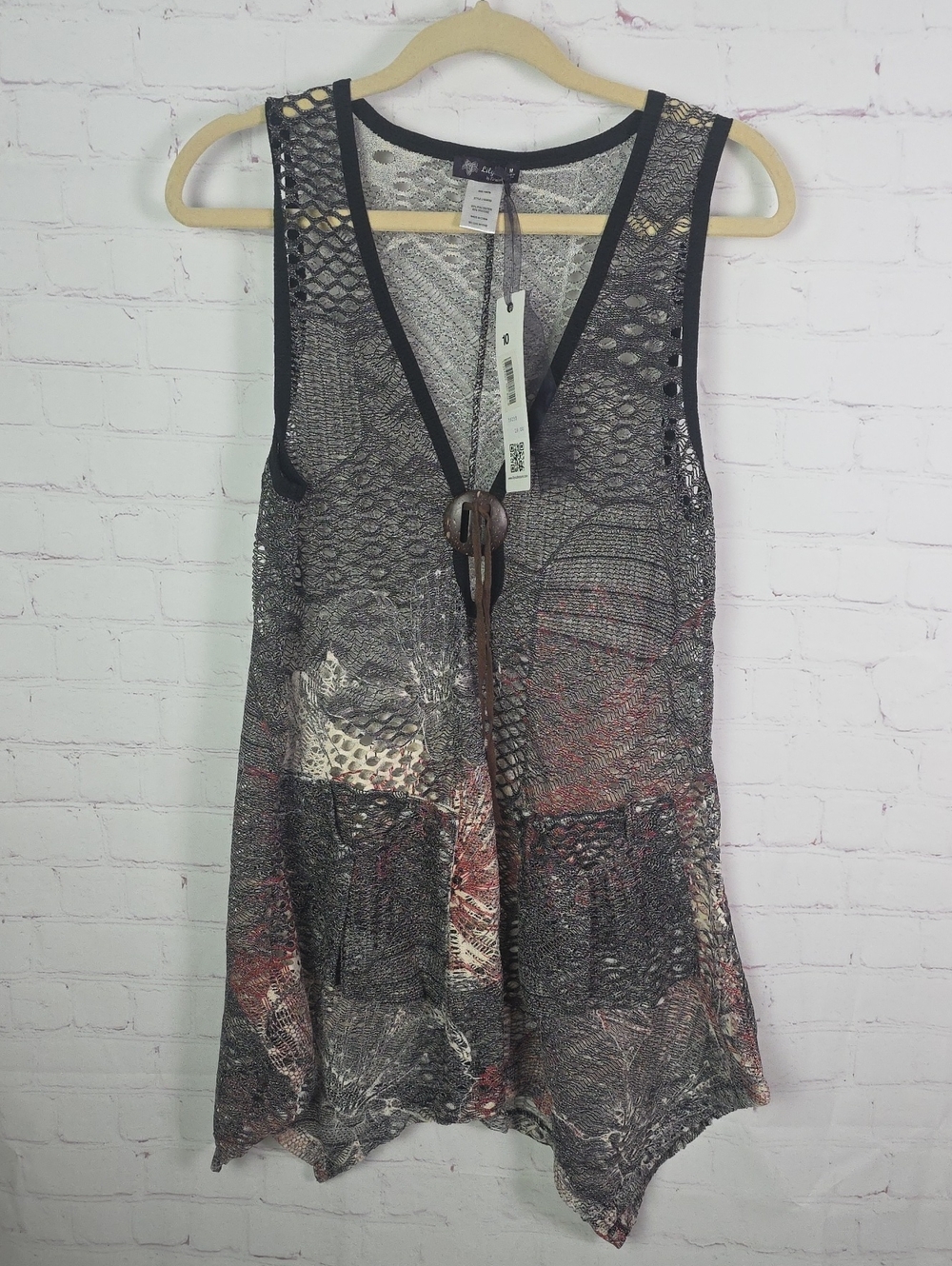 Women's Black & Rust Patterned Mesh Vest with Toggle Closure